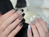 Những mẫu đá đính móng đẹp – sang trọng – tinh tế dành cho các nàng
